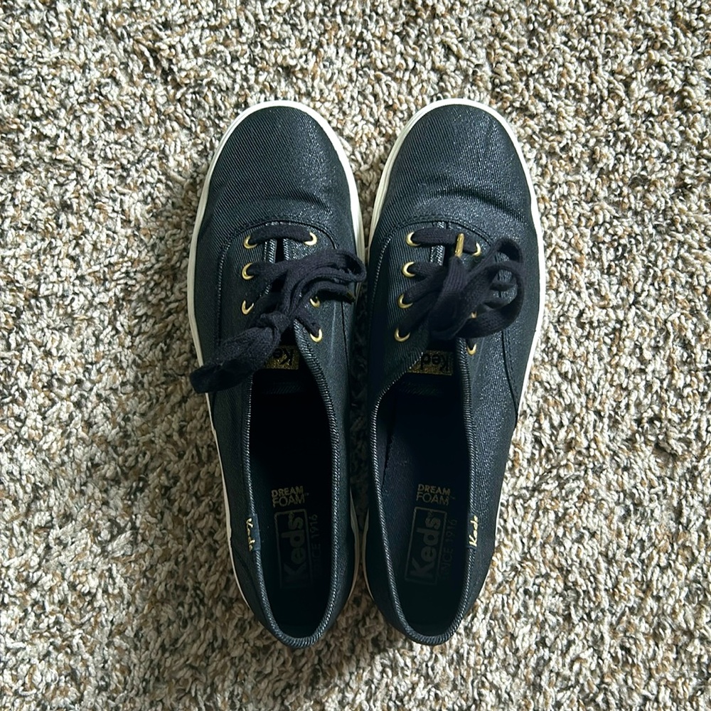 Black Keds
